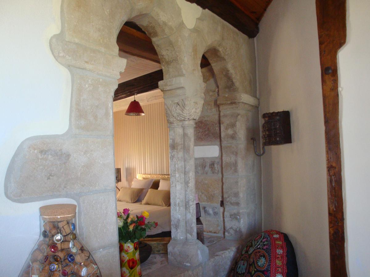 D'Ici Et D'Ailleurs Bed and Breakfast Cordes-sur-Ciel Esterno foto