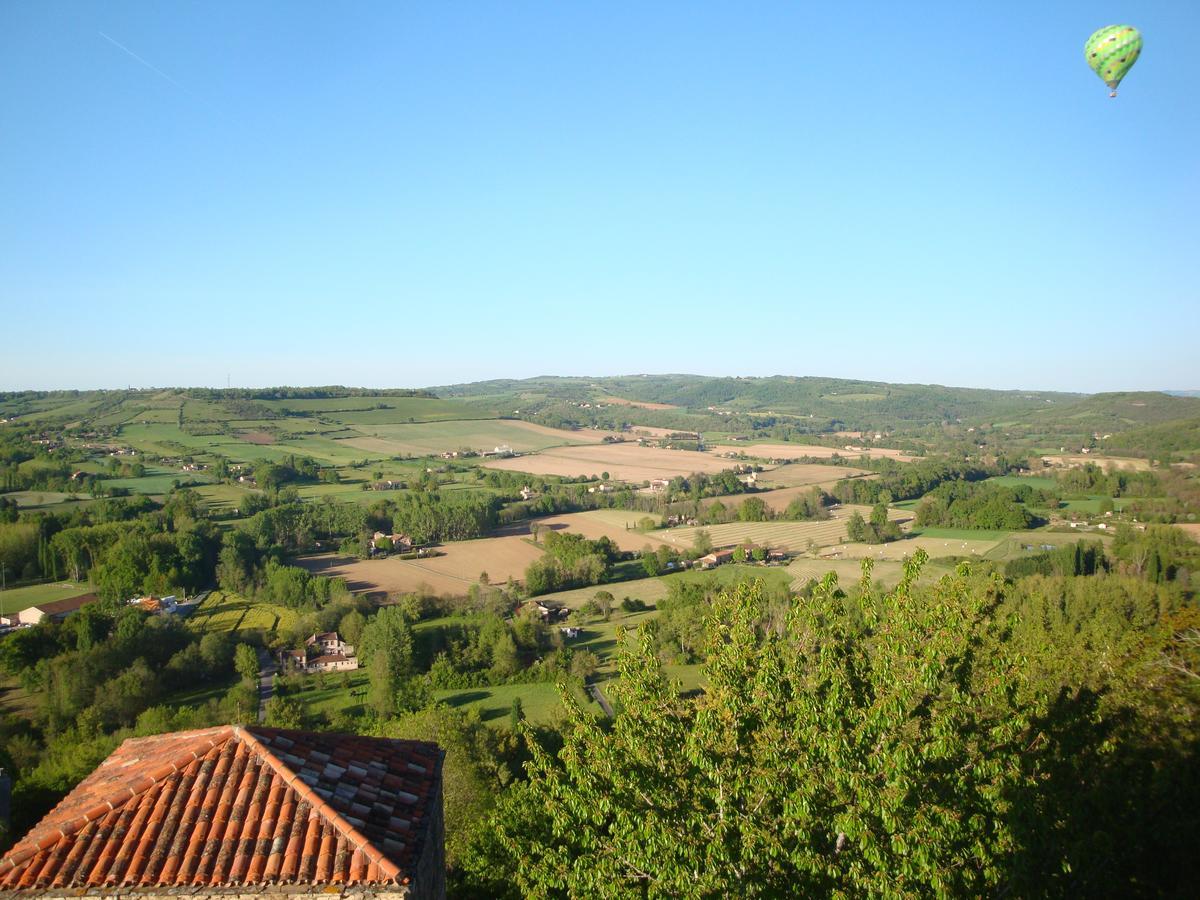 D'Ici Et D'Ailleurs Bed and Breakfast Cordes-sur-Ciel Esterno foto